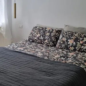 https://casa-margot.italymilanhotels.net